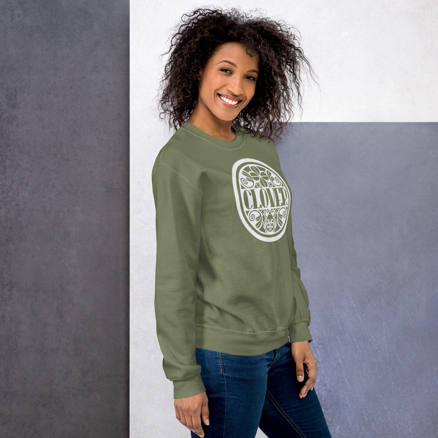 Clover - Printed Gildan Unisex Sweatshirt
