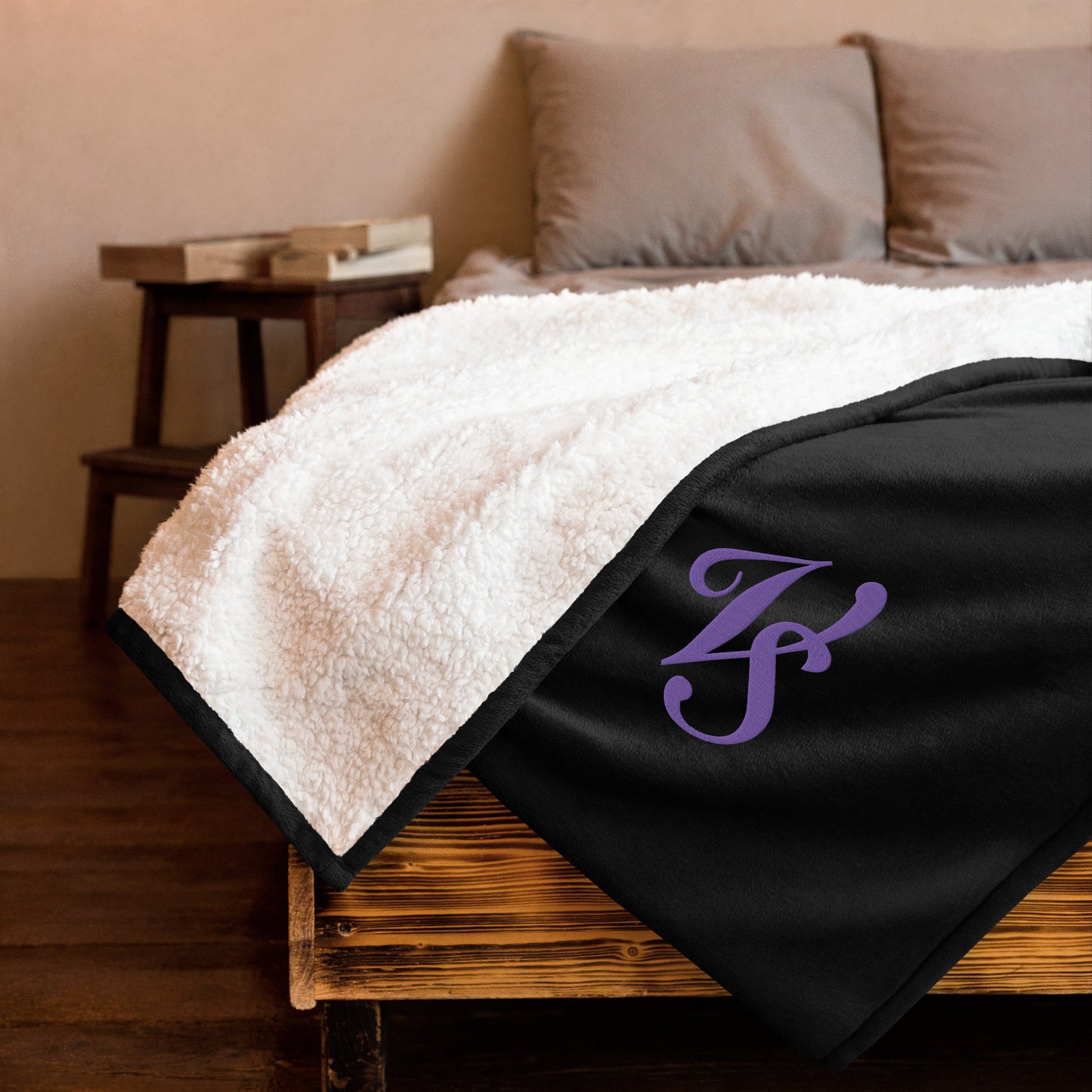 Vocal Standard - Embroidered Premium sherpa blanket