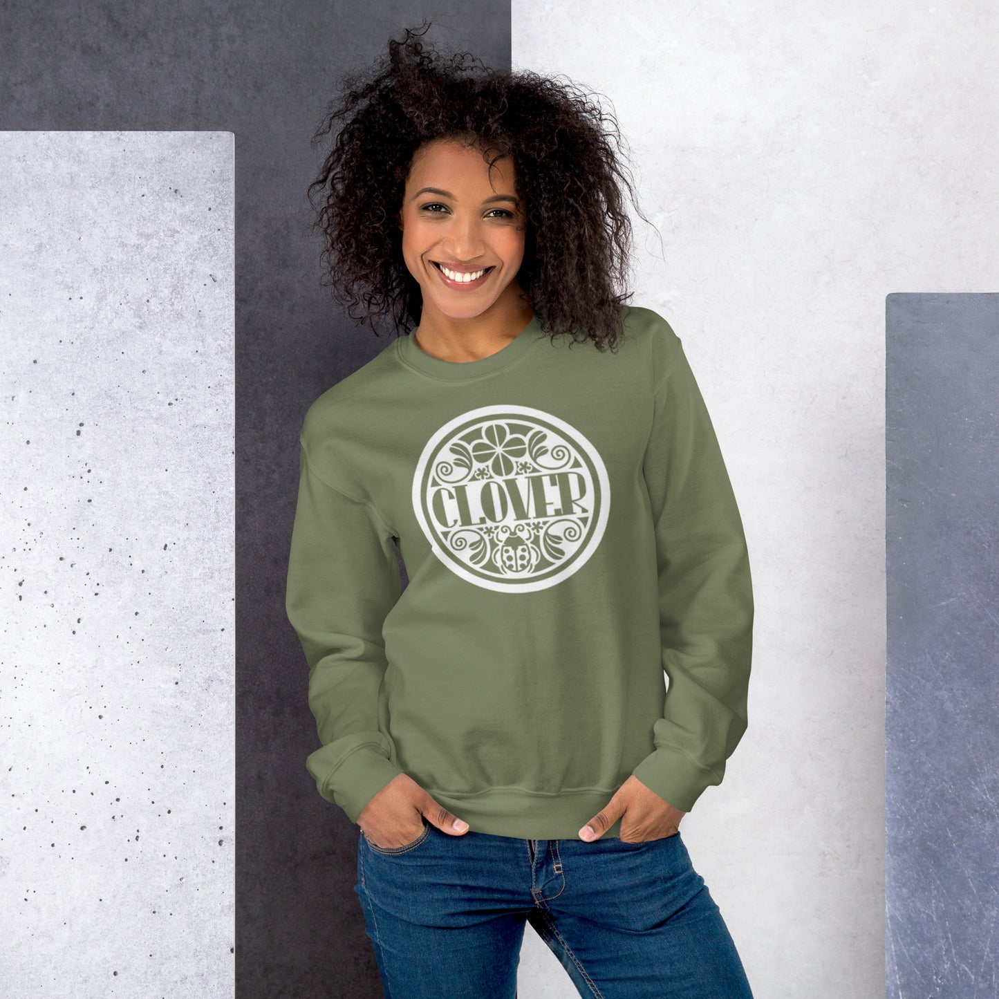 Clover - Printed Gildan Unisex Sweatshirt