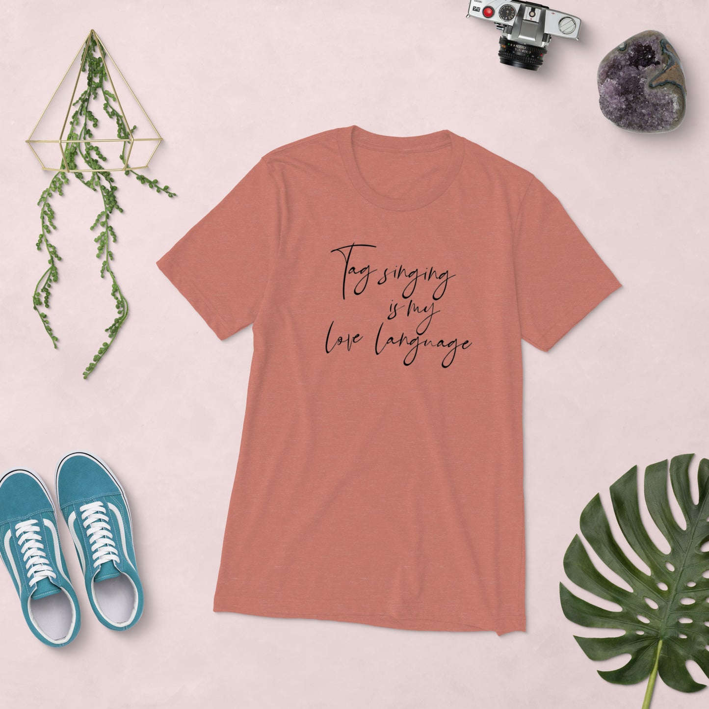 Tag singing is my love language - Short sleeve t-shirt